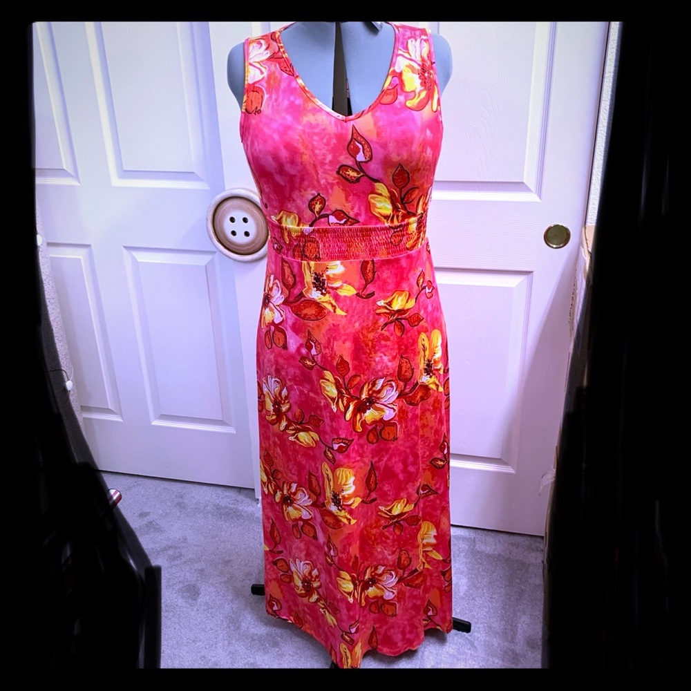 Gorgeous maxi dress with flowers